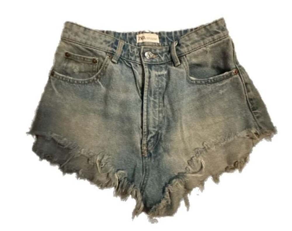 Zara Women's Light Wash Denim Cut-Off Shorts with Frayed Hem